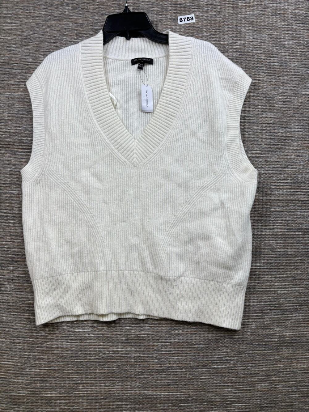 Banana Republic Wool Blend Knit Sweater Vest Womens Size M/L Beige V-Neck NEW